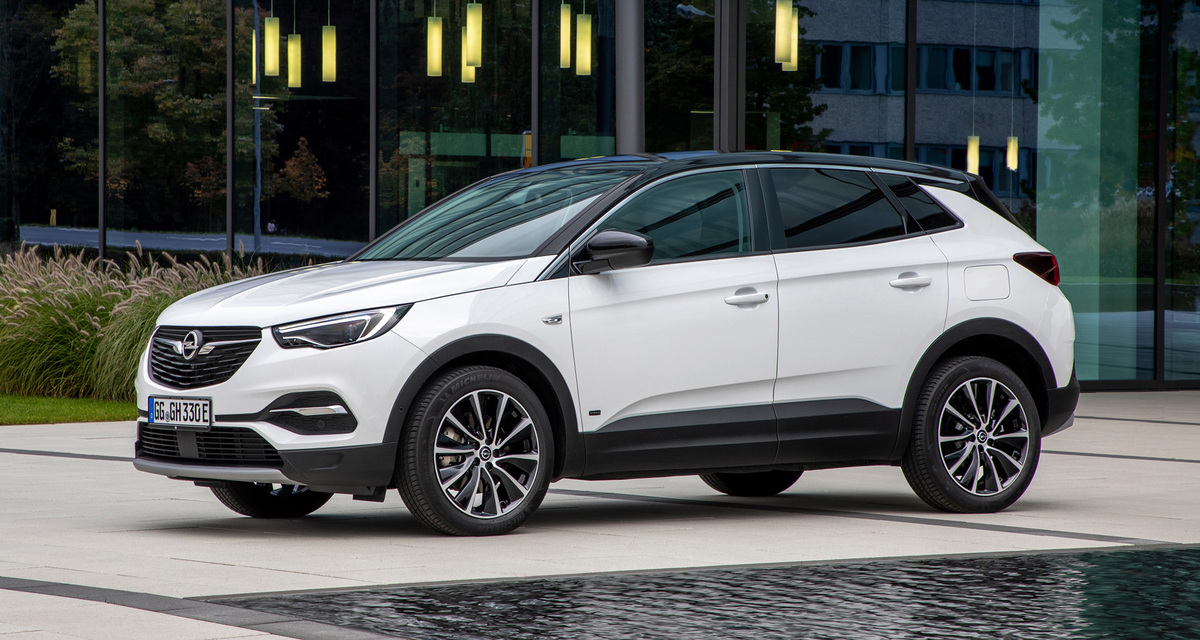 Llévate el Opel Grandland X PHEV por menos de lo que piensas