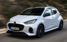 Mazda 2 híbrido